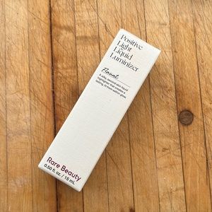 Rare Beauty Liquid Highlight - Flaunt